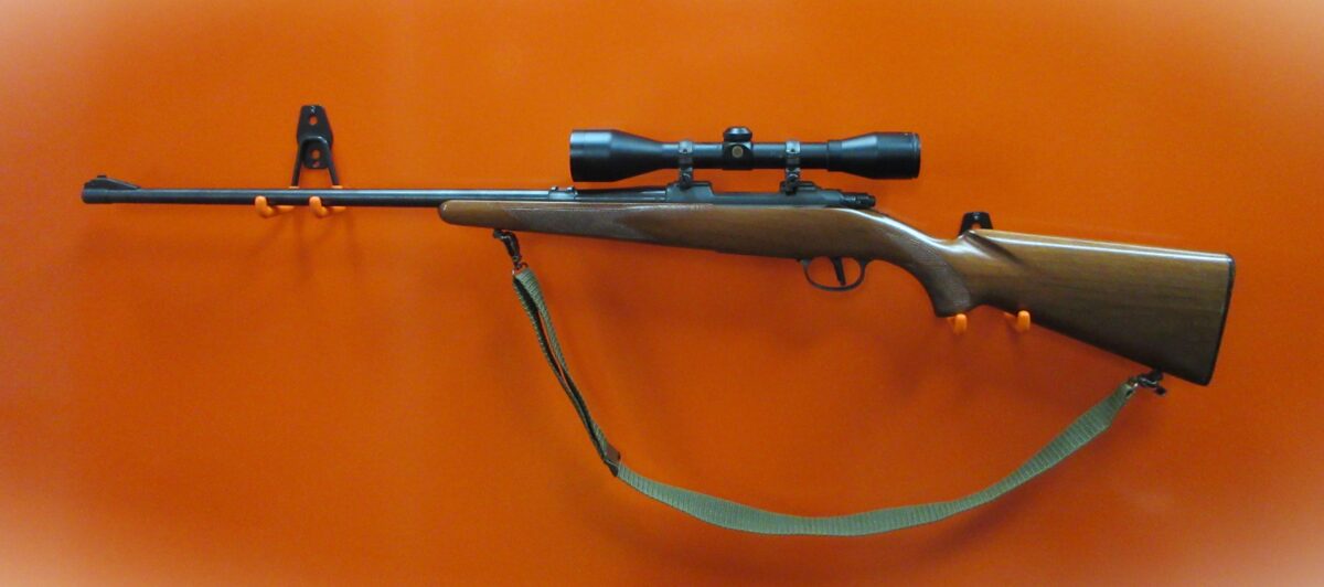 BRNO 243 BOLT ACTION RIFLE - Image 4