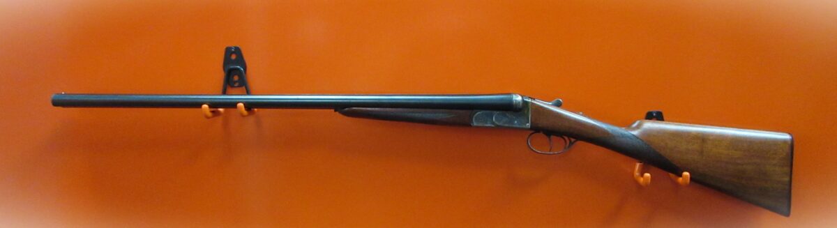 Alternative view of UGARTECHEA SIDE BY SIDE 12 GAUGE SHOTGUN.