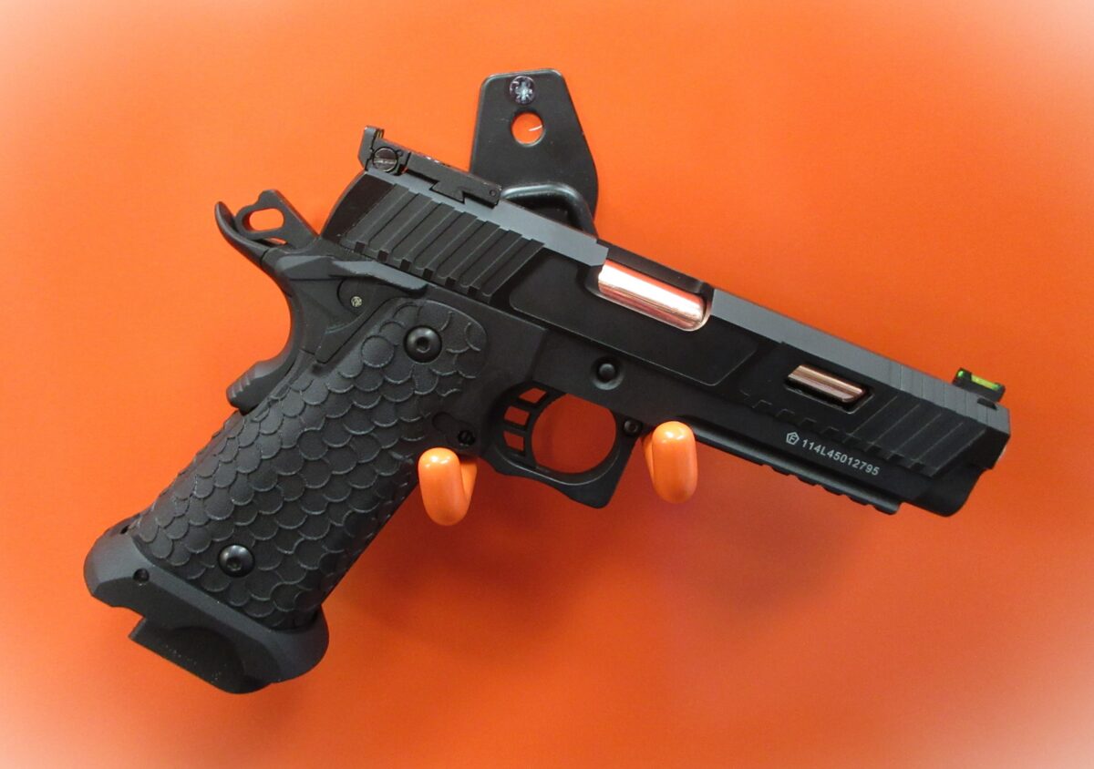 KL HI CAPA .177 JOHN WICK REPLICA AIR PISTOL. - Image 3