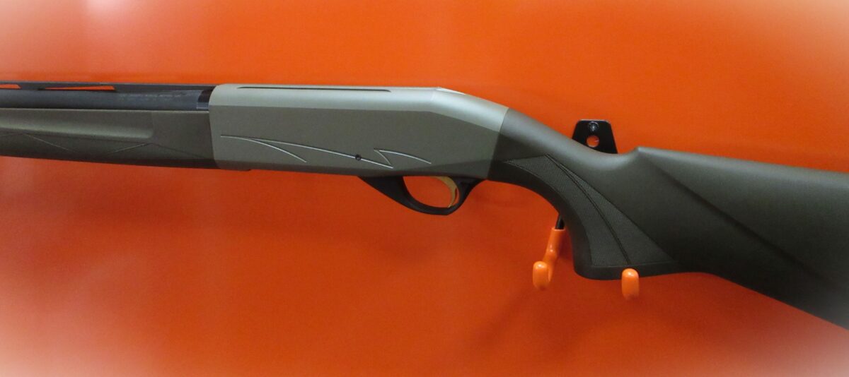 ATA VENZA SYNTHETIC 12G SEMI-AUTO SHOTGUN. - Image 4