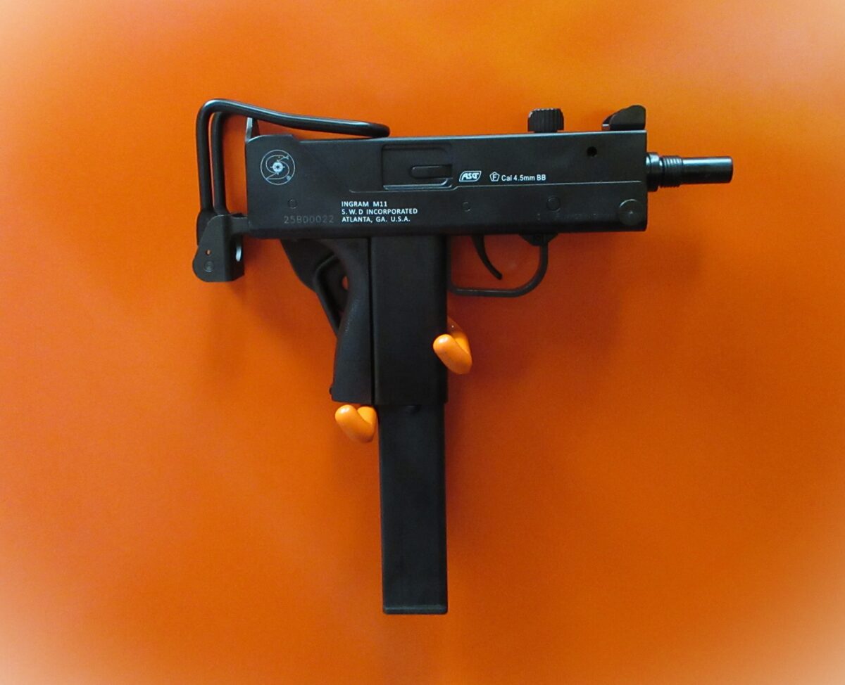 ASG INGRAM M11 Co2 .177 BB AIR PISTOL - Image 3